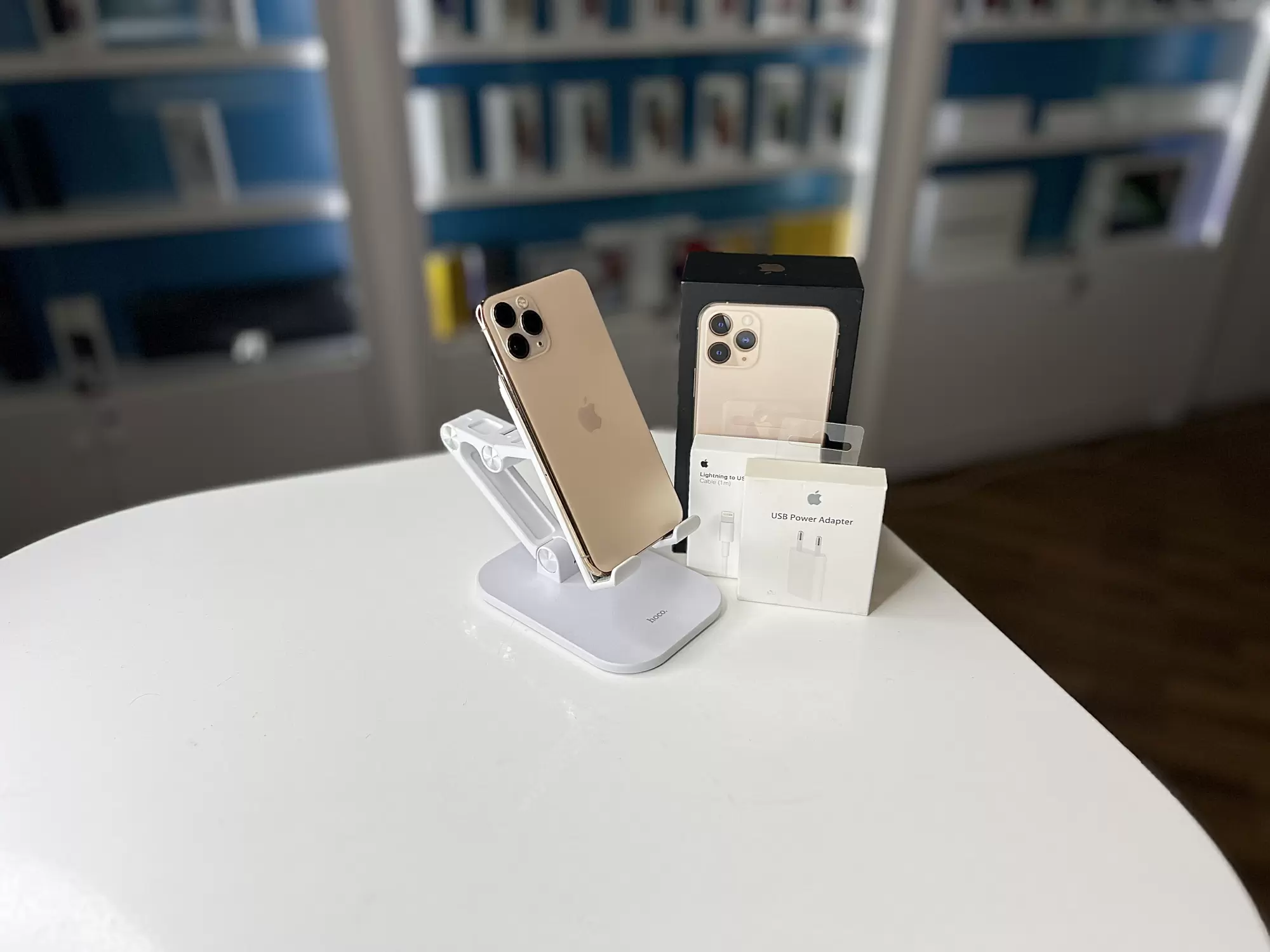 - Смартфон Apple iPhone 11 Pro, Золотой, 64 ГБ / 1782*